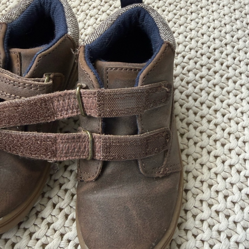 Cat & Jack Boys Booties Toddler 8 - Picture 6 of 7